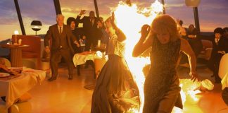 How they made the skyview restaurant disaster in Final Destination Bloodlines Final Destination Bloodlines - How they did the restaurant disaster