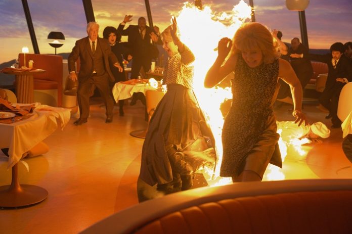 Final Destination Bloodlines - How they did the restaurant disaster