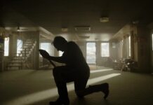 Digger – TRAILER Digger trailer - is this the film to win Tom Cruise an Oscar ?